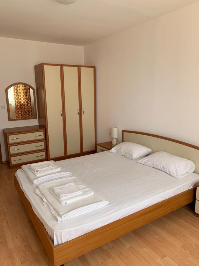 Riviera Fort Beach Apartments By Kalina Resort, Ravda Exterior photo