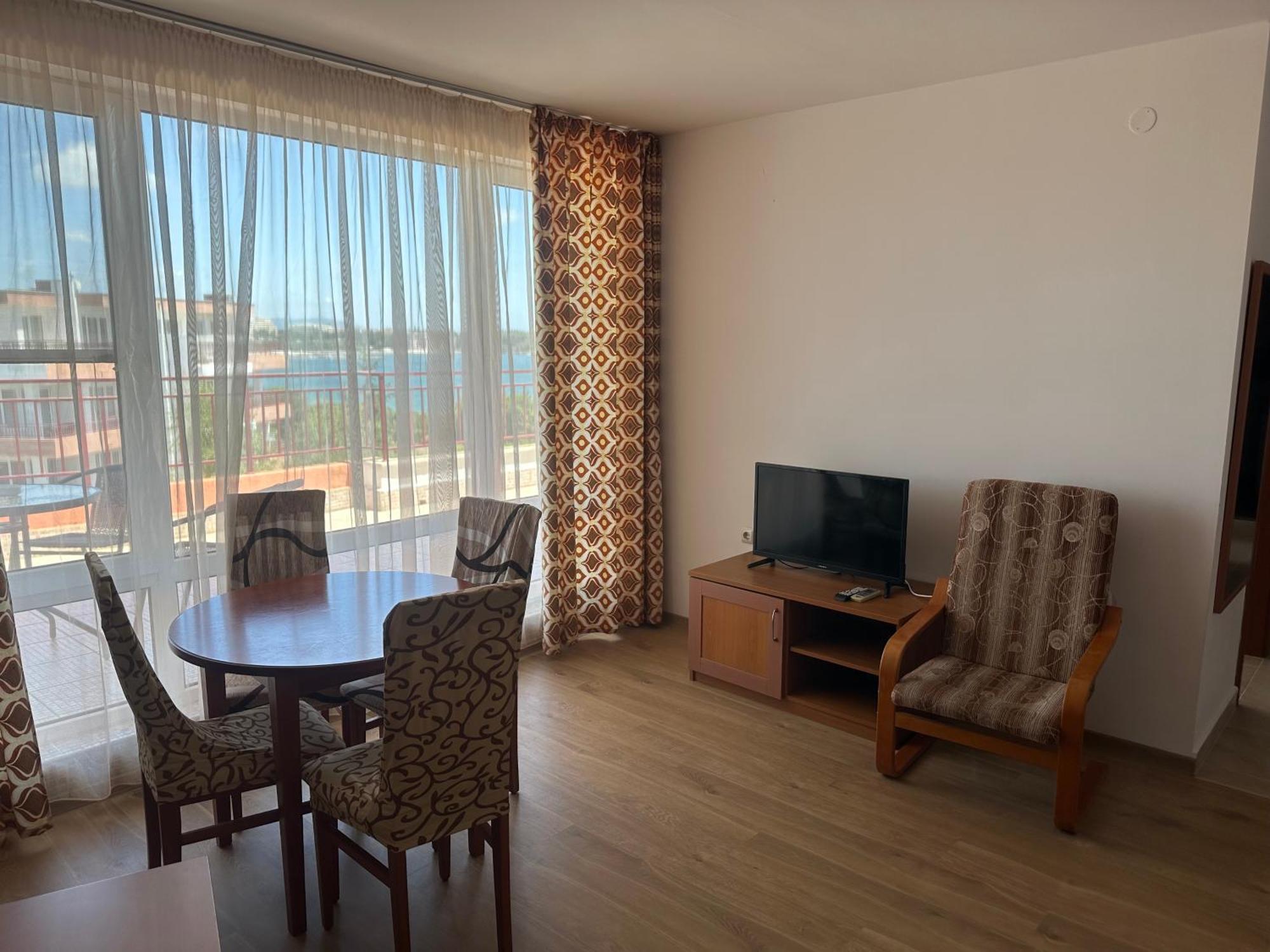 Riviera Fort Beach Apartments By Kalina Resort, Ravda Exterior photo