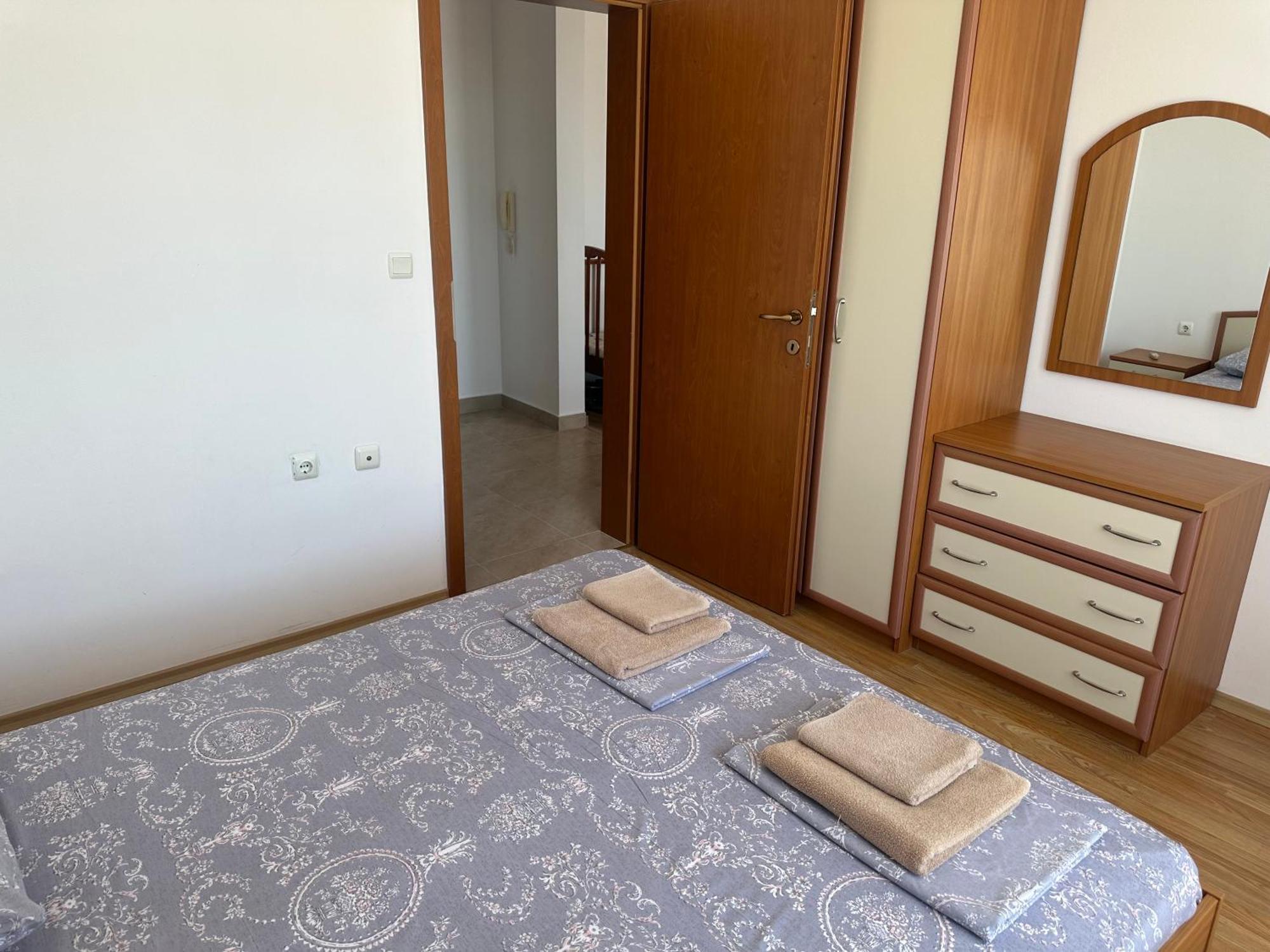 Riviera Fort Beach Apartments By Kalina Resort, Ravda Exterior photo